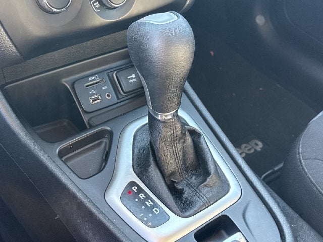 2014 Jeep Cherokee Sport