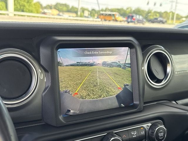 2022 Jeep Gladiator Overland