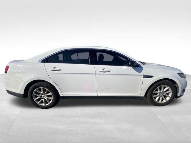 2014 Ford Taurus SE