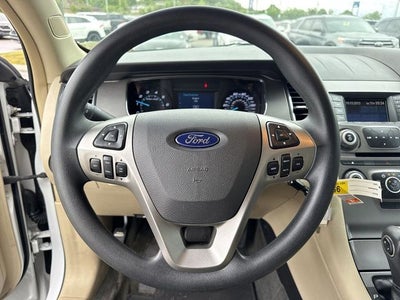 2014 Ford Taurus SE