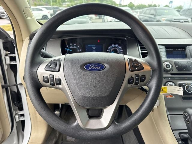 2014 Ford Taurus SE