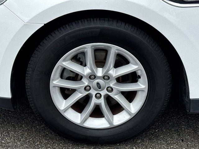 2014 Ford Taurus SE
