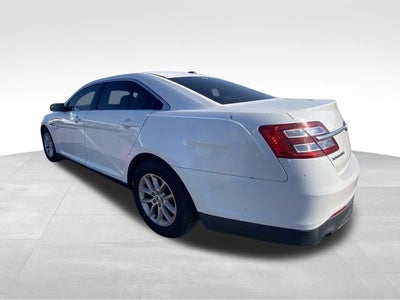 2014 Ford Taurus SE