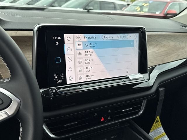 2025 Volkswagen Atlas 2.0T SE