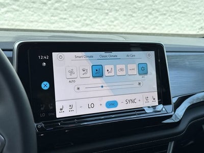 2026 Volkswagen Atlas Cross Sport SE w/Technology