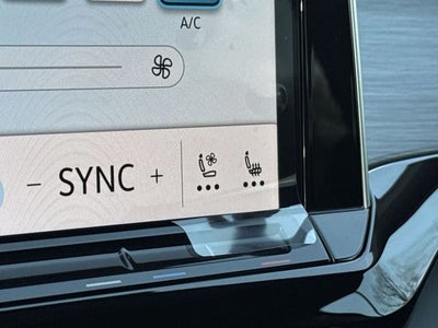 2026 Volkswagen Atlas Cross Sport SE w/Technology
