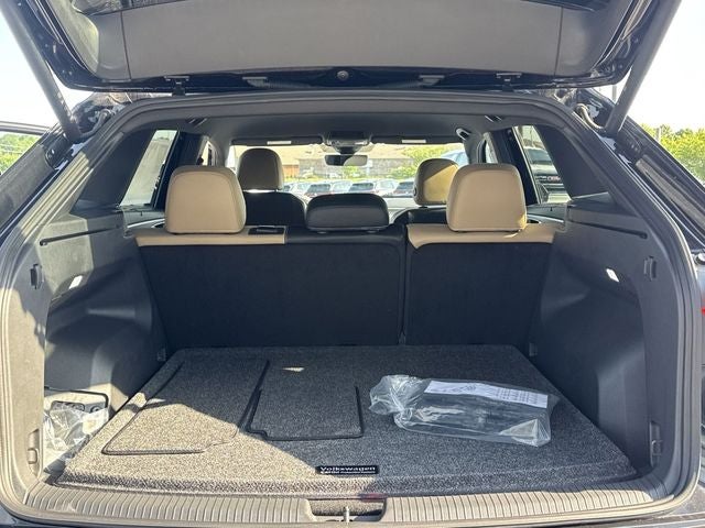 2026 Volkswagen Atlas Cross Sport SE w/Technology