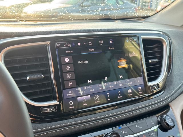 2023 Chrysler Pacifica Hybrid Limited