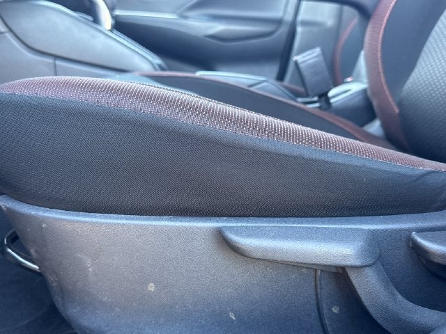 2022 Nissan Versa 1.6 SR