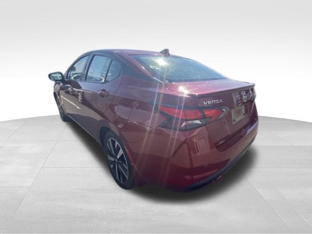 2022 Nissan Versa 1.6 SR
