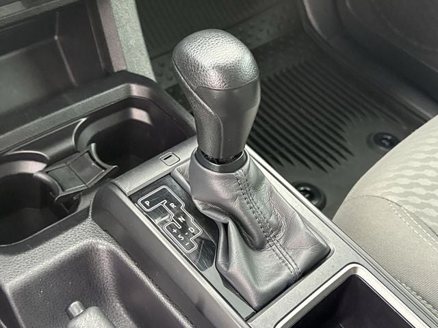2022 Toyota Tacoma SR V6