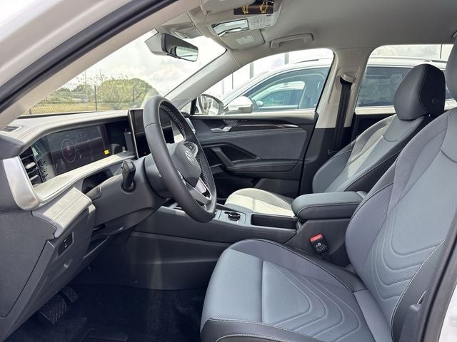 2025 Volkswagen Tiguan 2.0T SE