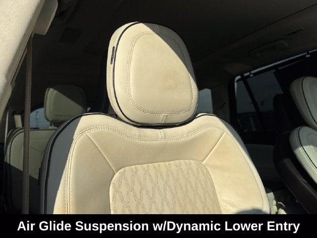 2022 Lincoln Aviator Black Label Premium