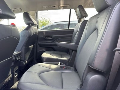 2025 Toyota Grand Highlander XLE