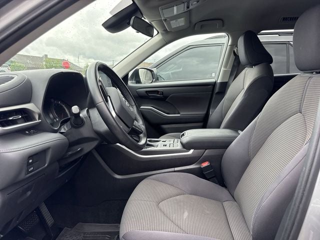 2021 Toyota Highlander LE