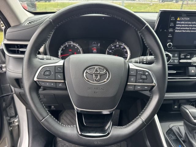 2021 Toyota Highlander LE