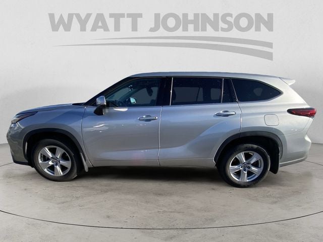2021 Toyota Highlander LE