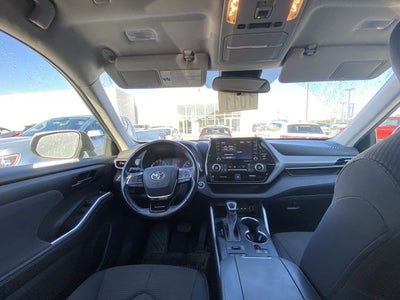 2021 Toyota Highlander LE
