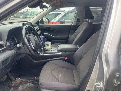 2021 Toyota Highlander LE