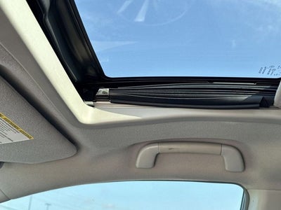 2014 Toyota Sienna SE 8 Passenger