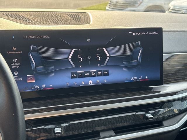 2025 BMW X7 xDrive40i