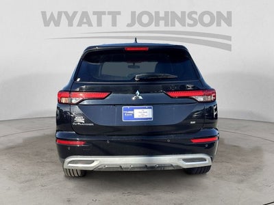 2024 Mitsubishi Outlander SE