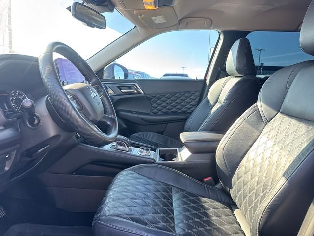 2022 Mitsubishi Outlander SEL