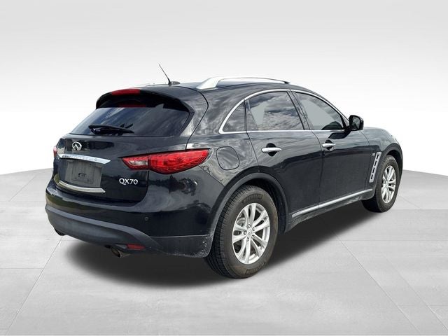 2016 INFINITI QX70 Base