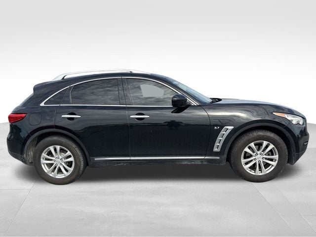 2016 INFINITI QX70 Base