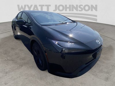 2025 Toyota Prius LE