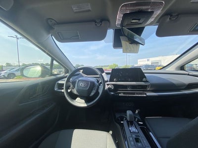 2025 Toyota Prius LE