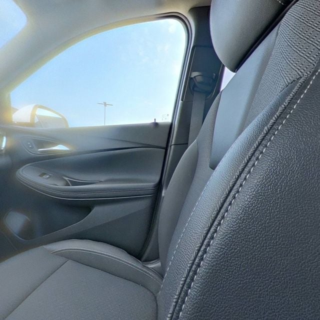 2025 Buick Encore GX Preferred - Photo 25
