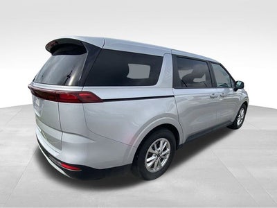 2022 Kia Carnival LX