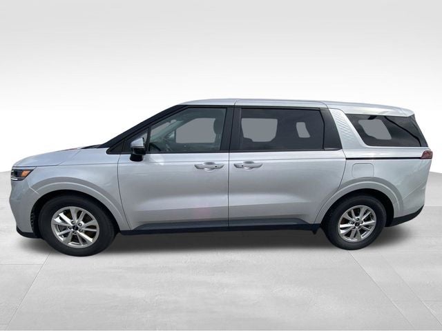 2022 Kia Carnival LX