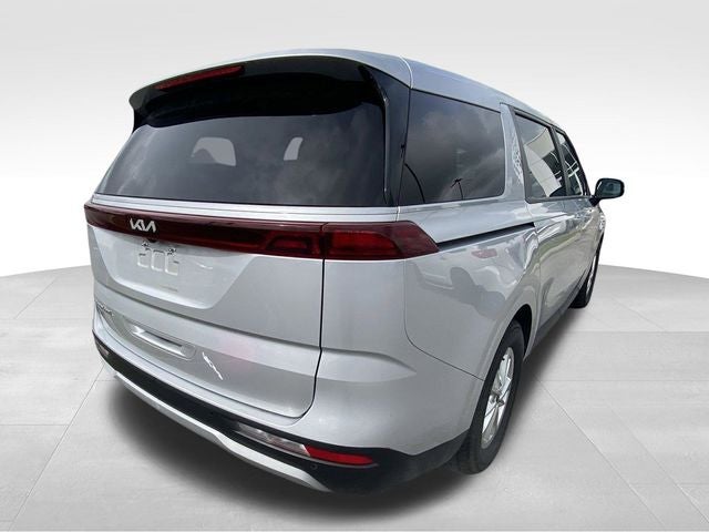2022 Kia Carnival LX