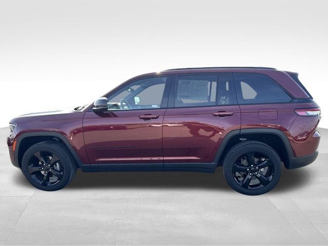 2022 Jeep Grand Cherokee Altitude