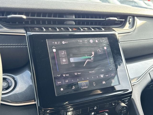 2022 Jeep Grand Cherokee Altitude