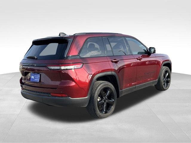 2022 Jeep Grand Cherokee Altitude