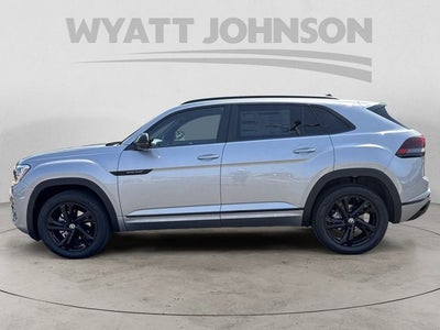 2026 Volkswagen Atlas Cross Sport 2.0T SEL R-Line Black