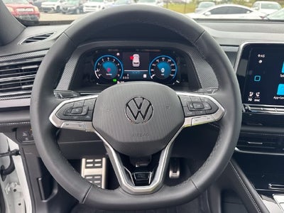 2026 Volkswagen Atlas Cross Sport SEL R-Line Black