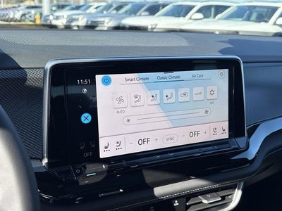 2026 Volkswagen Atlas Cross Sport 2.0T SEL R-Line Black