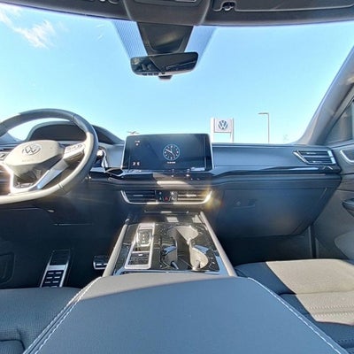 2026 Volkswagen Atlas Cross Sport 2.0T SEL R-Line Black