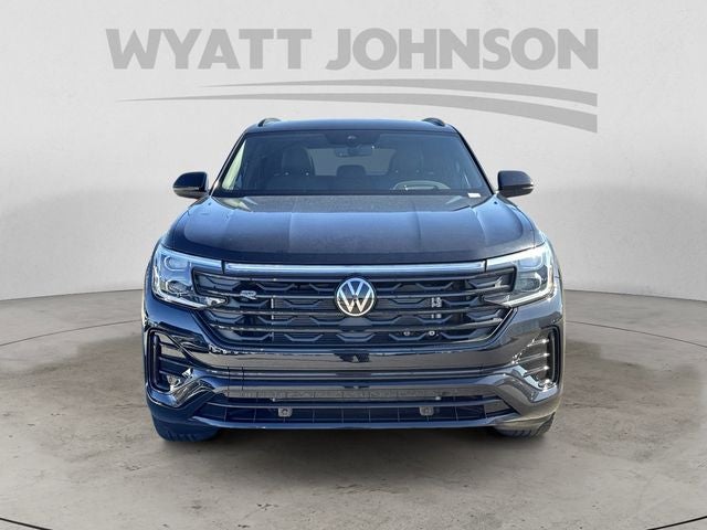 2026 Volkswagen Atlas Cross Sport 2.0T SEL R-Line Black