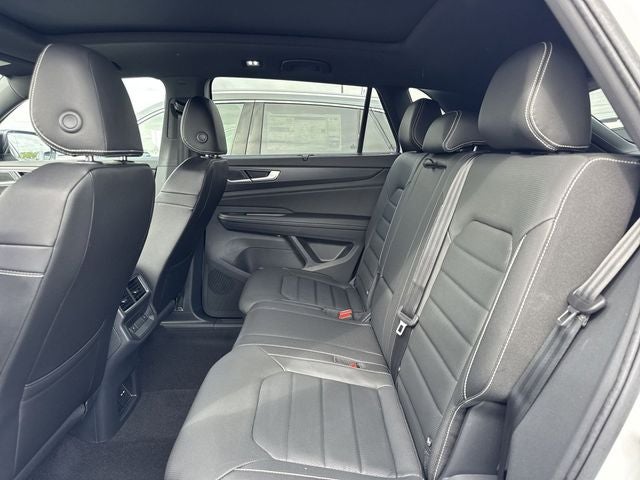 2026 Volkswagen Atlas Cross Sport 2.0T SEL R-Line Black