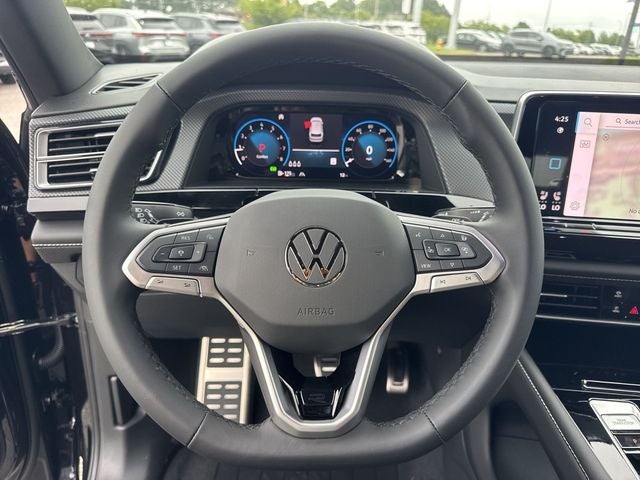 2026 Volkswagen Atlas Cross Sport 2.0T SEL R-Line Black