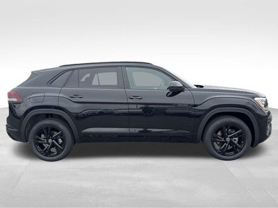 2026 Volkswagen Atlas Cross Sport 2.0T SEL R-Line Black