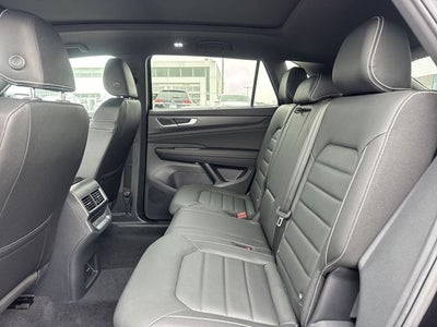 2026 Volkswagen Atlas Cross Sport 2.0T SEL R-Line Black