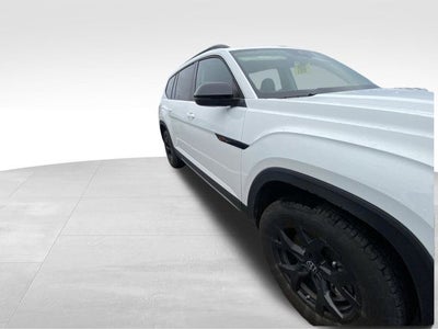 2025 Volkswagen Atlas 2.0T Peak Edition