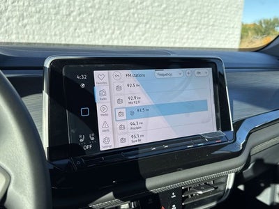 2026 Volkswagen Atlas Cross Sport 2.0T SE