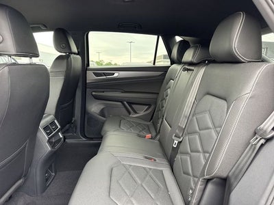 2026 Volkswagen Atlas Cross Sport 2.0T SE